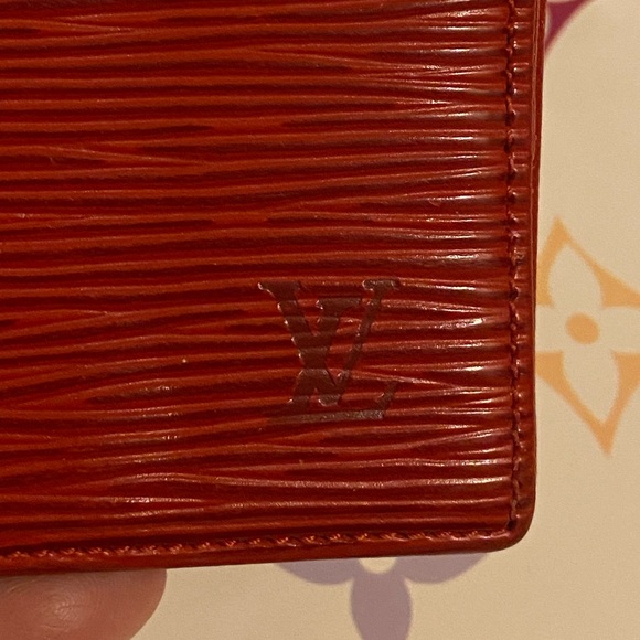 Louis Vuitton Porte Monnaie Boite Castilian Red Epi Leather Accordion Coin Purse - Picture 7 of 15